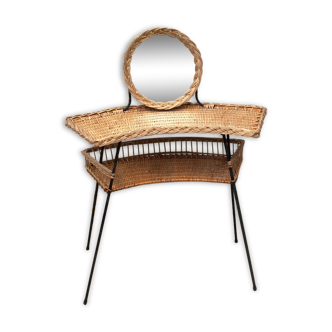 Wicker dressing table