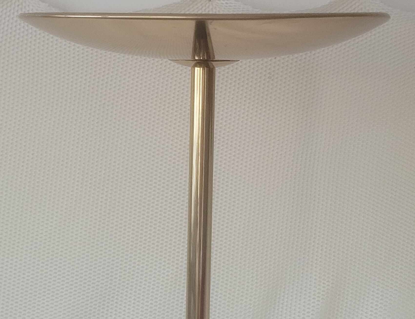 Lampadaire  halogene en laiton Fase