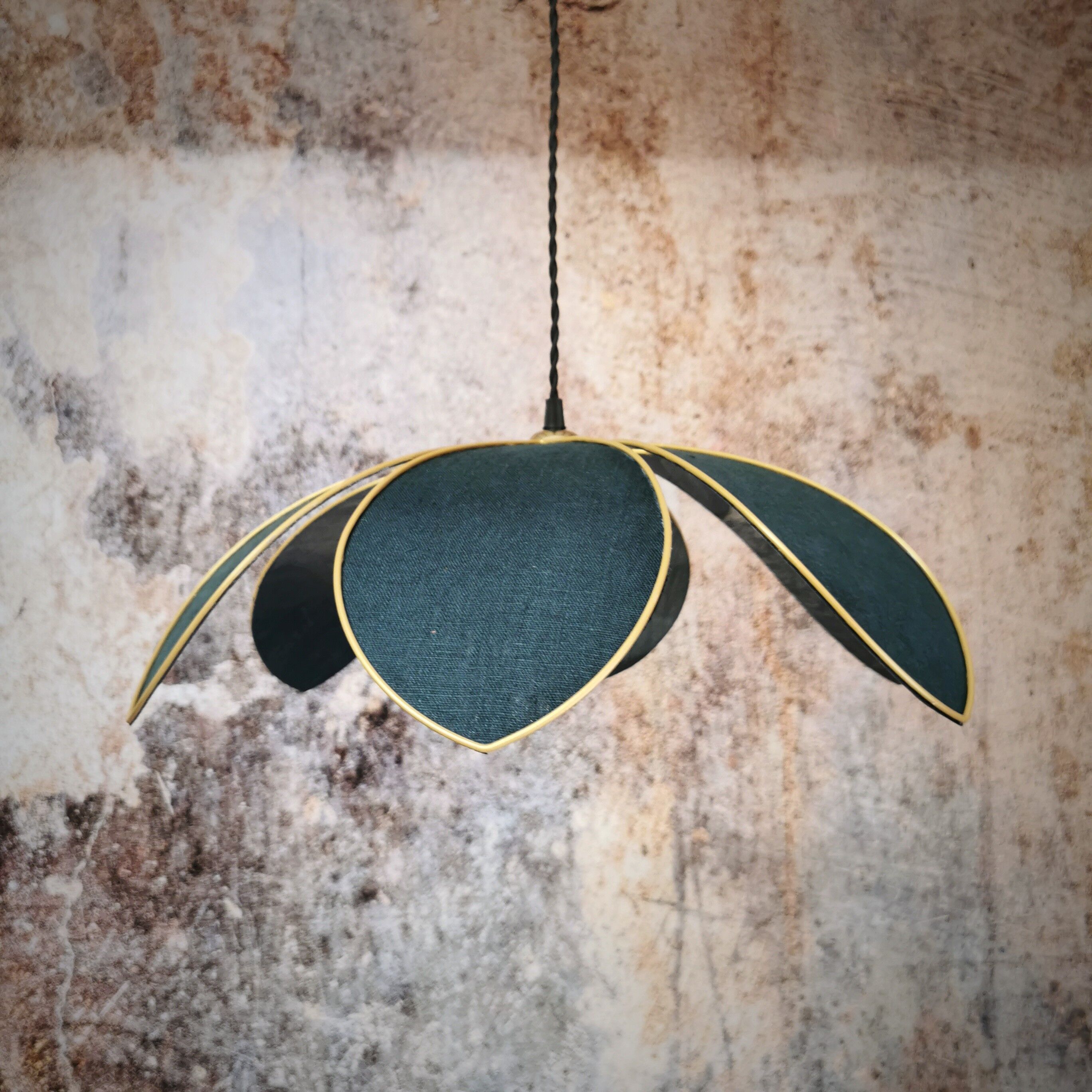 Suspension lamp flower, petals linen blue oil