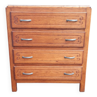 Art deco golden oak chest of drawers.