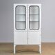 Armoire médicale vintage, années 1970