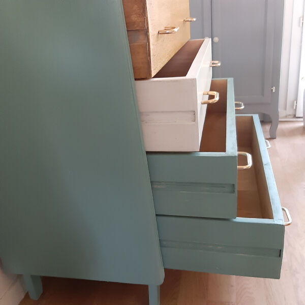 Commode vintage