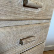 Chiffonnier vintage en pin brut – 5 tiroirs