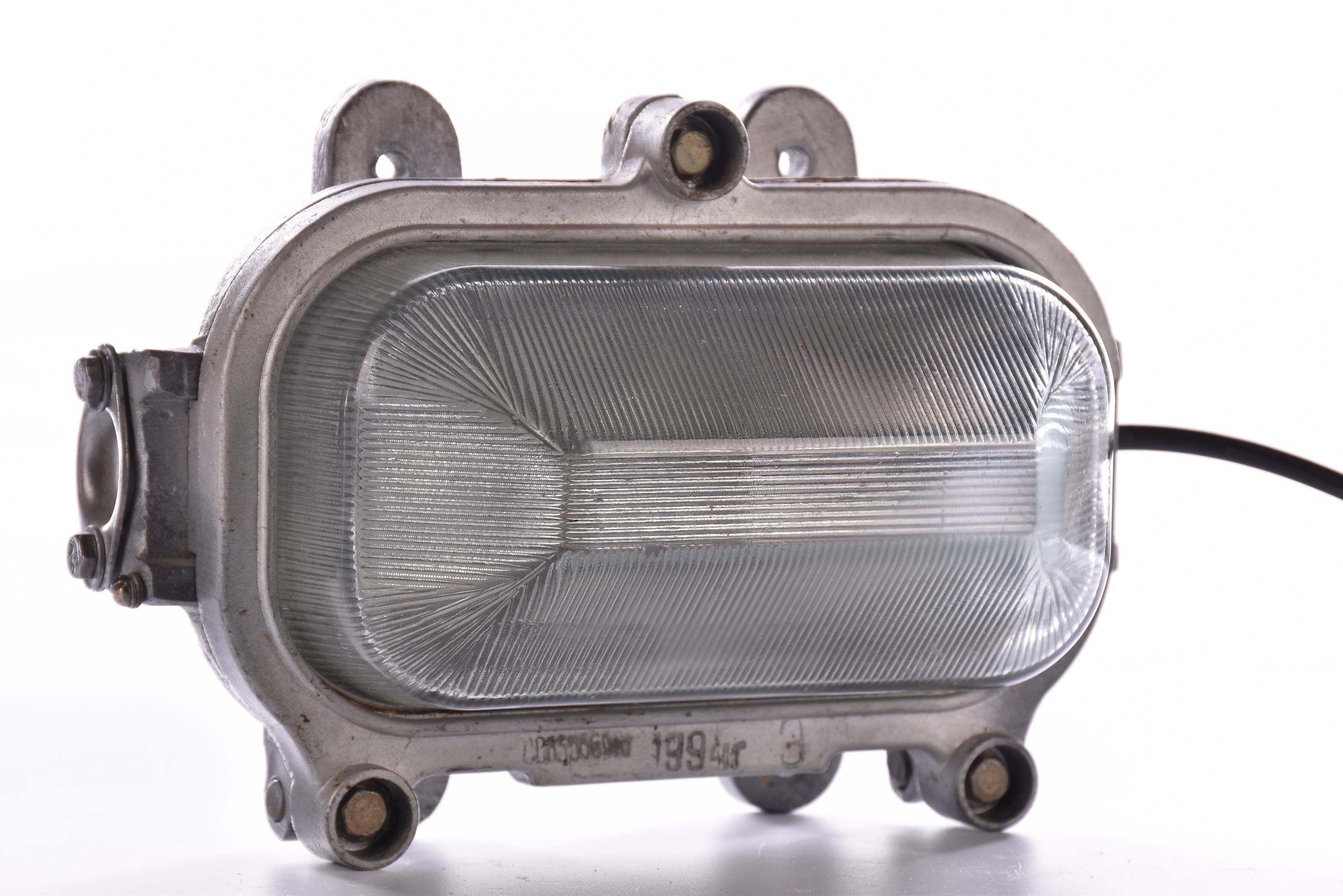 Industrial metal vintage wall lamp