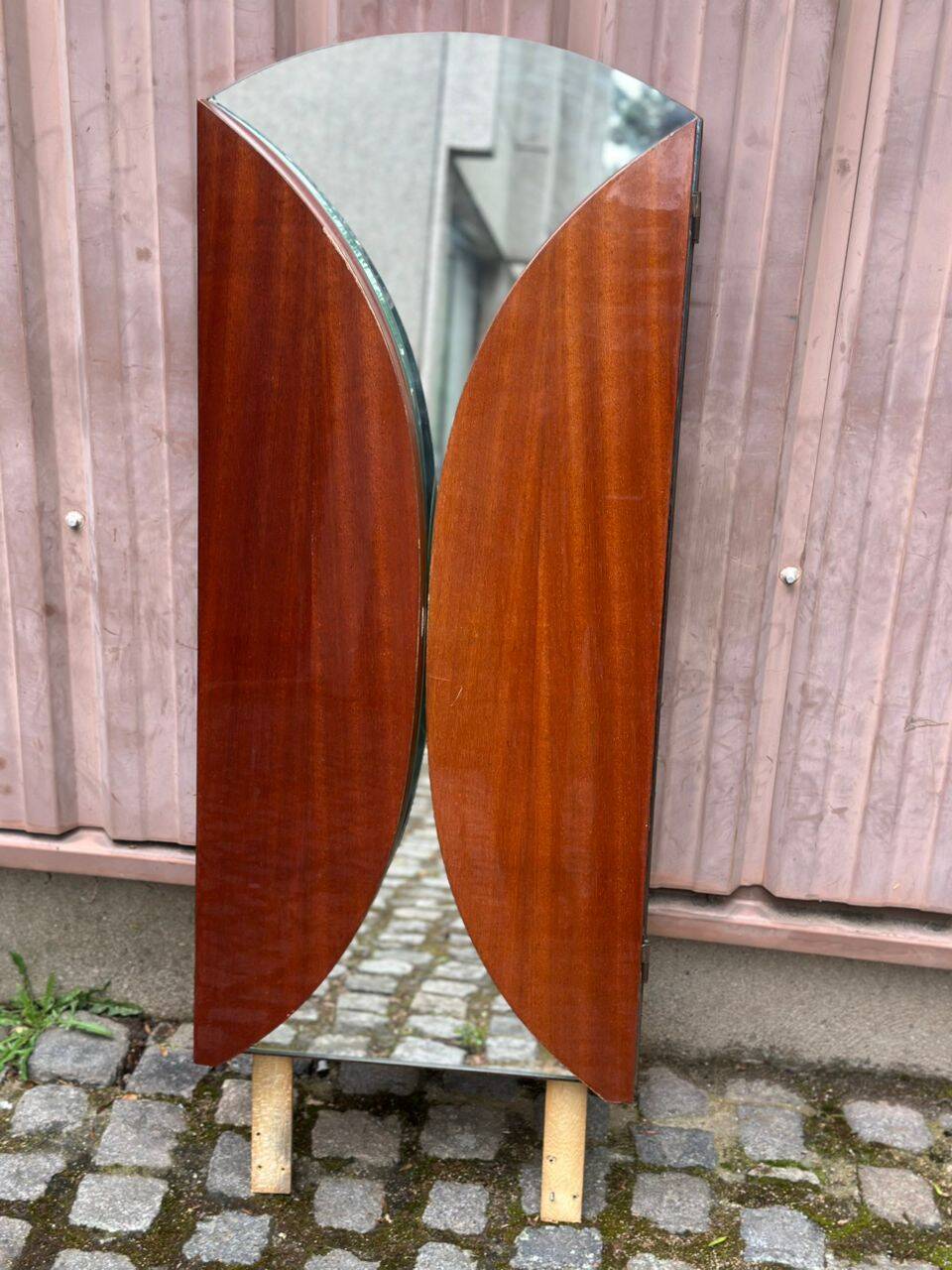 Coiffeuse scandinave en bois des années 50 avec miroir triptyque