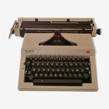 Machine à écrire Olympia Régina de luxe