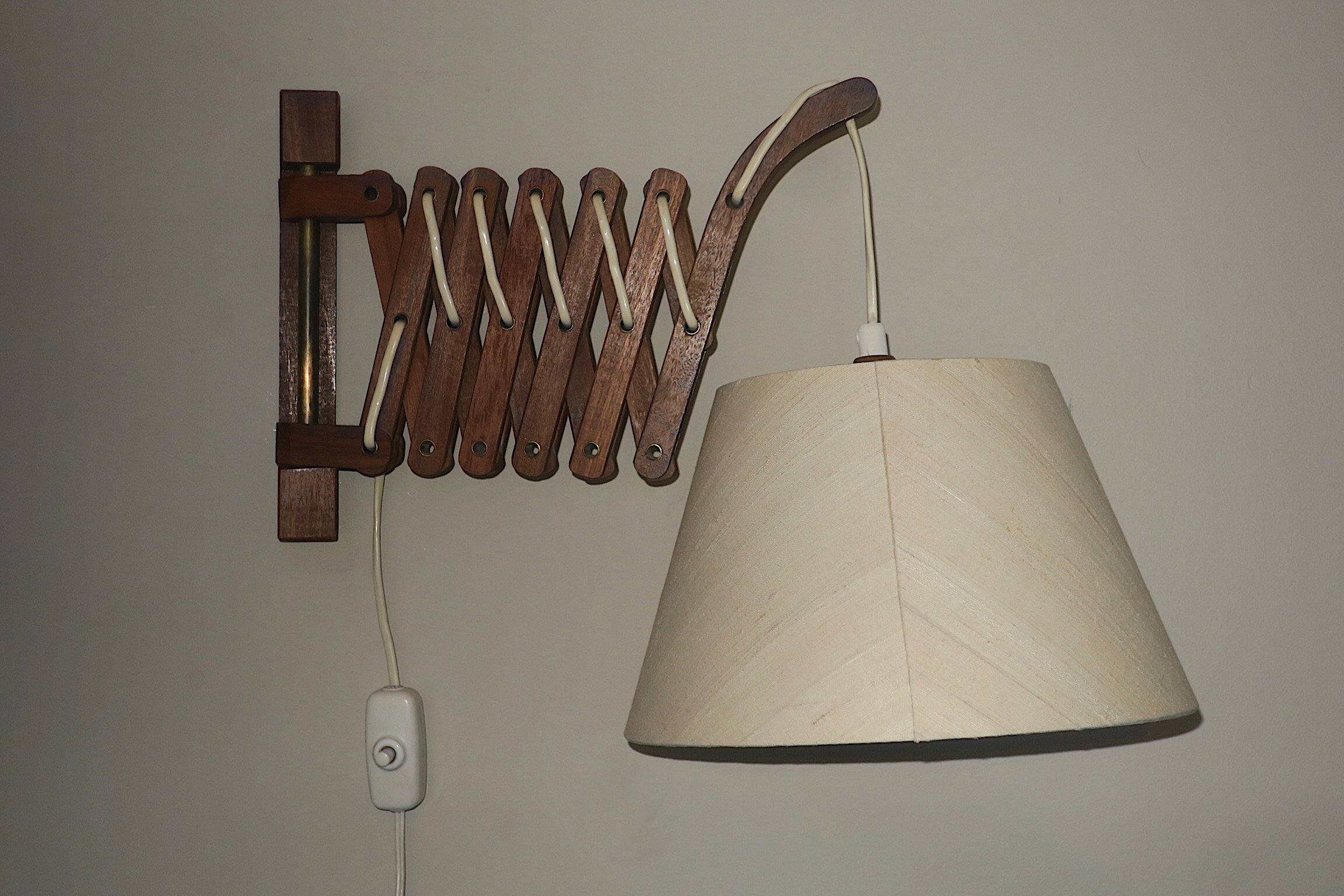 Large concertina wall light in teak by Eric Hansen / Le Klint, Denmark 1960