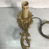 Lampe de table dans le style d'un bougeoir ancien électrifié et en bronze doré