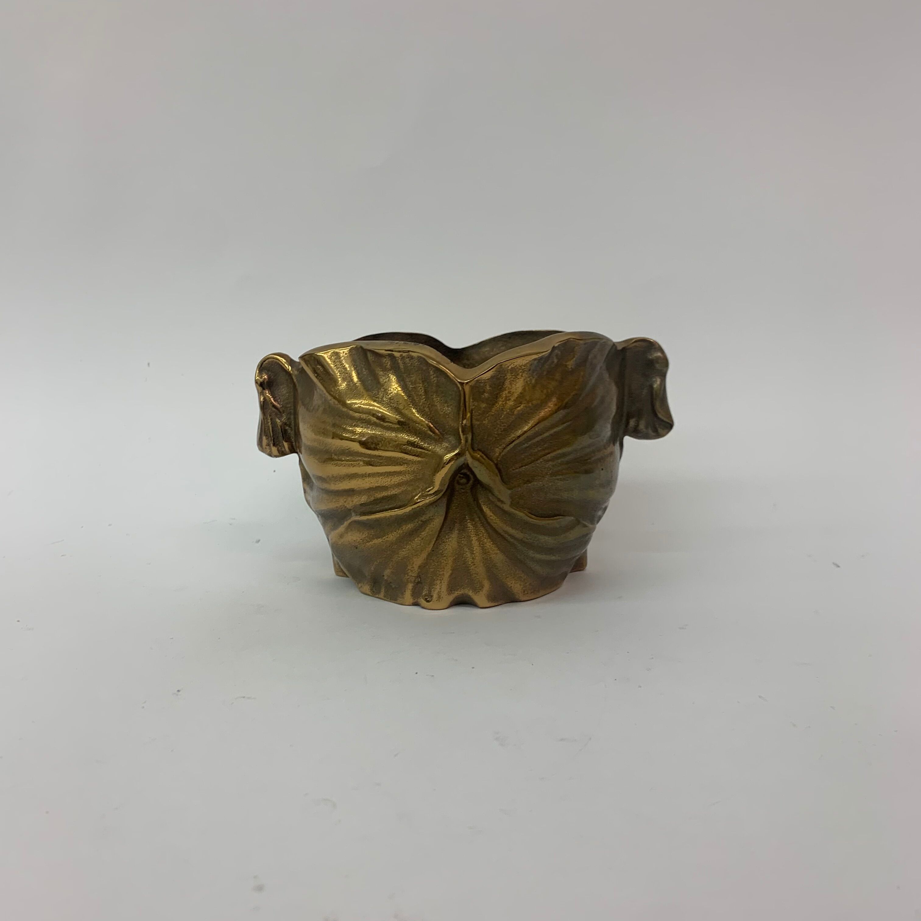 Pot de fleurs en bronze, années 1930