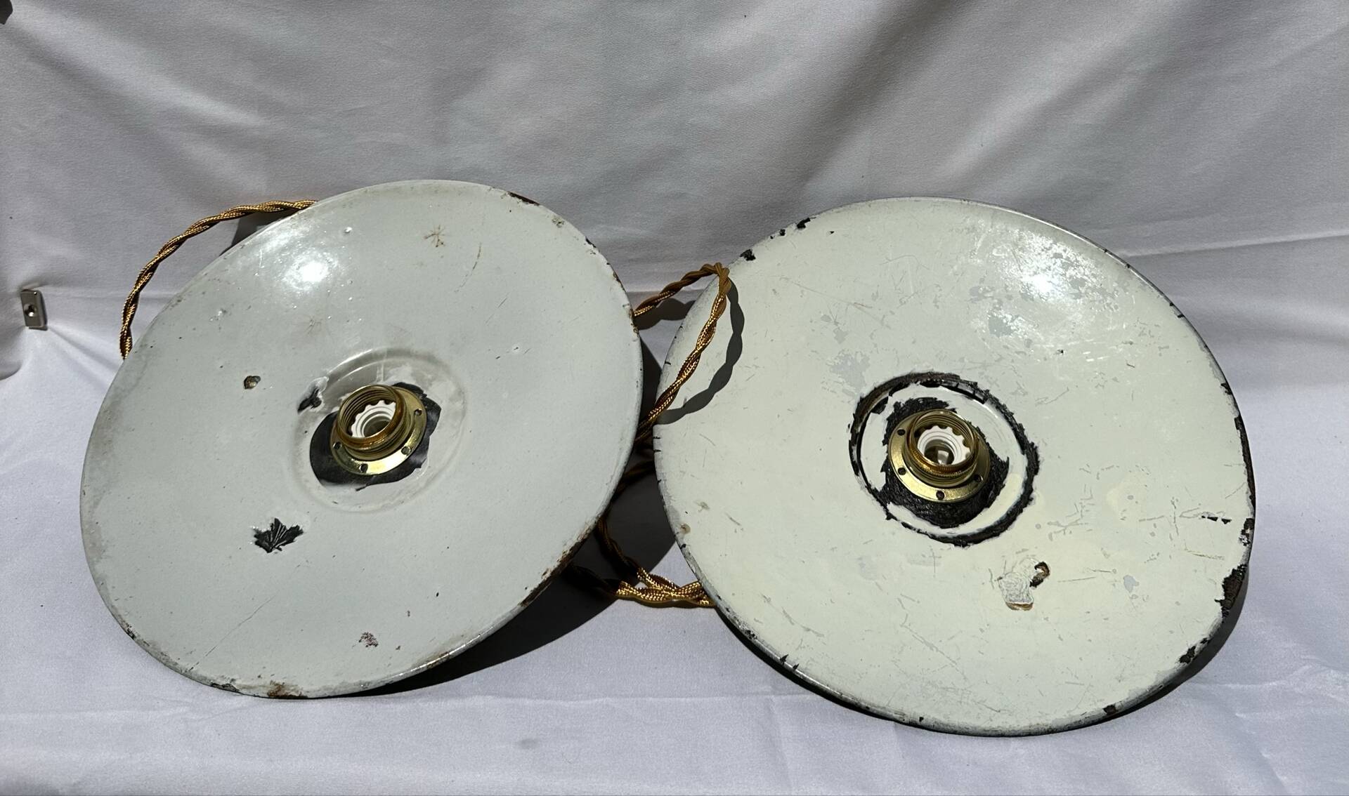 Vintage suspension pair in enamelled sheet metal retro factory style