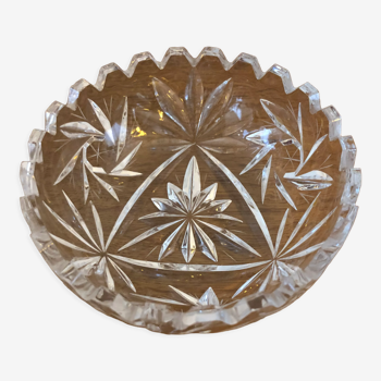 Coupe / bol en cristal taillé et gravé motif étoile