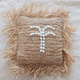 Shelly raffia cushion 40x40