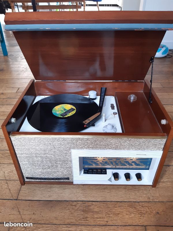 Electrophone tourne disque 