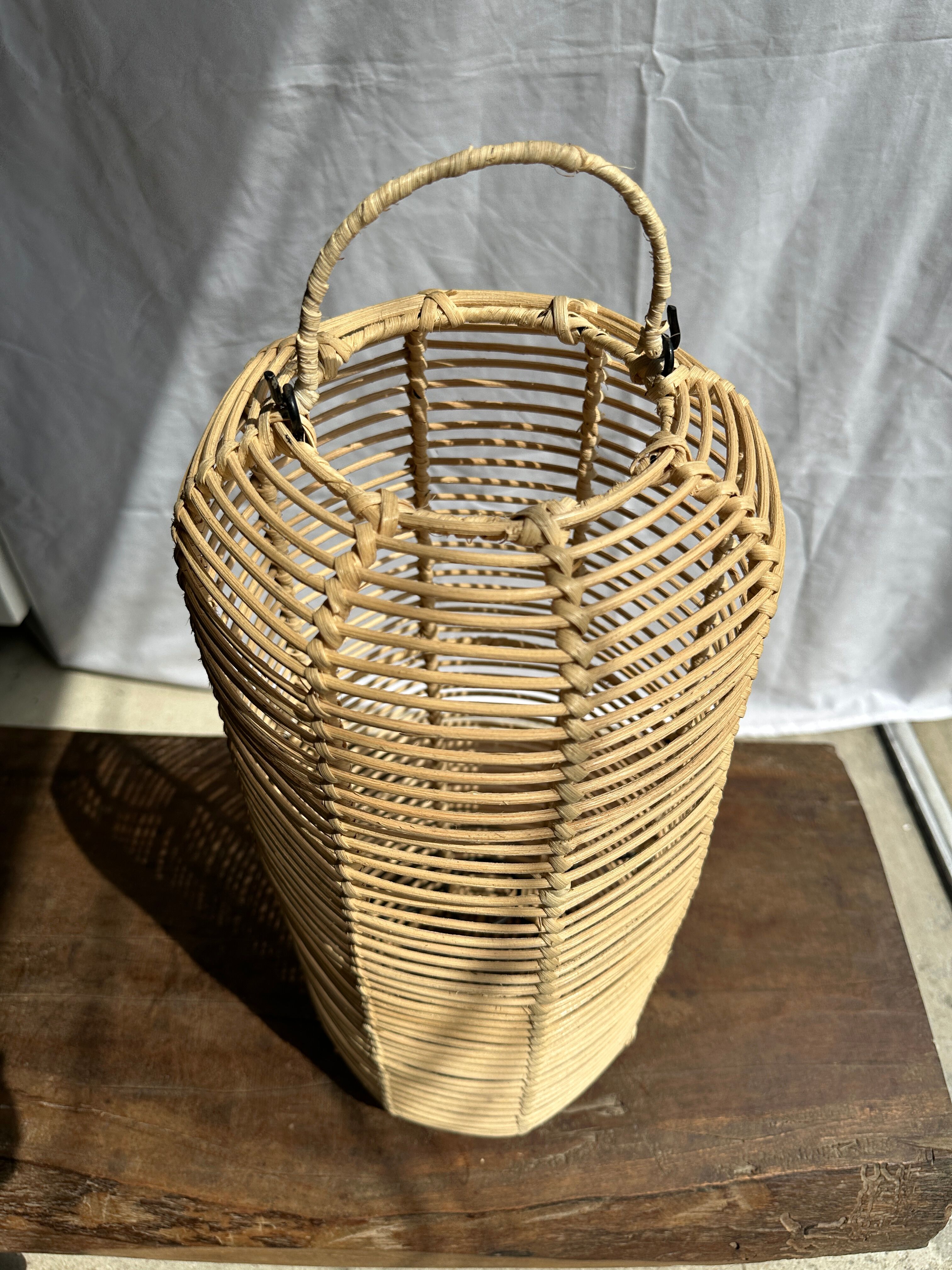 Large lantern-shaped rattan pendant lamp H50 D24