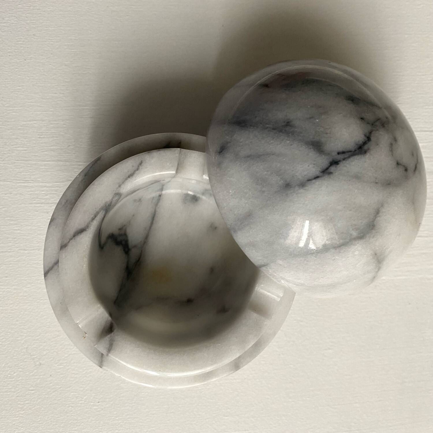 Marble ball ashtray