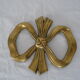 Brass knot table mat