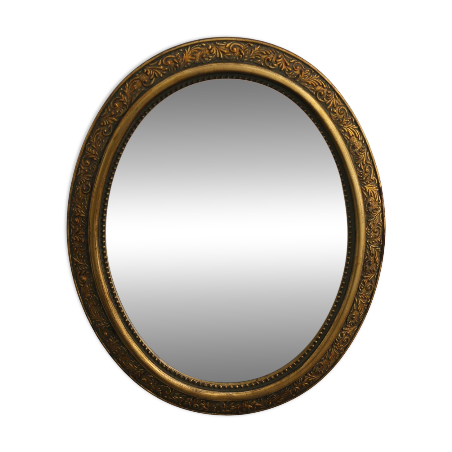 Oval gold mirror in Napoléon III style
