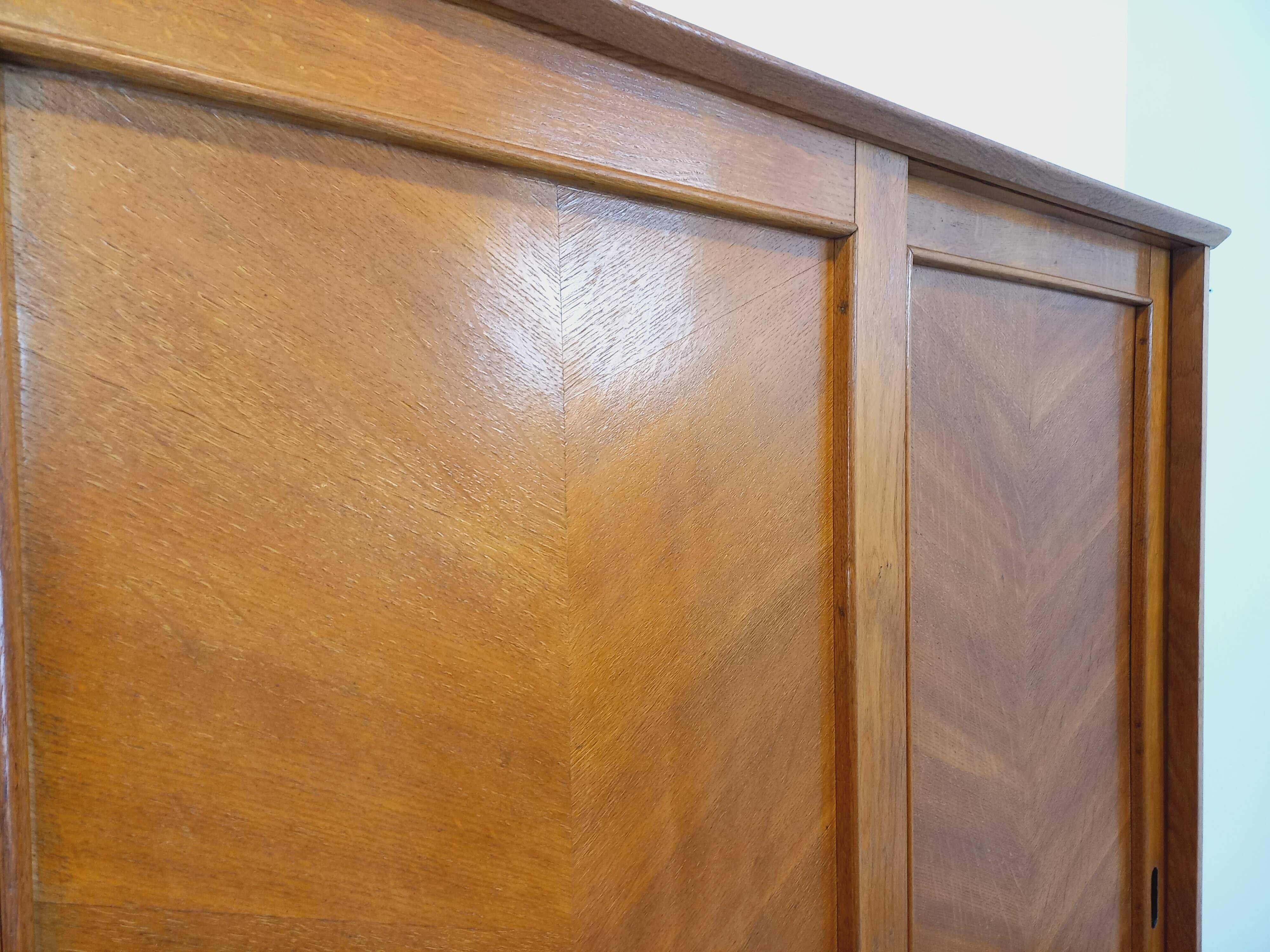 Vintage oak wardrobe from the 1960s.