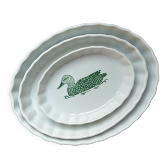Lot of ceramic dishes duck