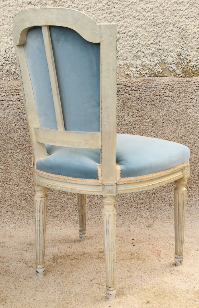 4 Louis XVI style chairs