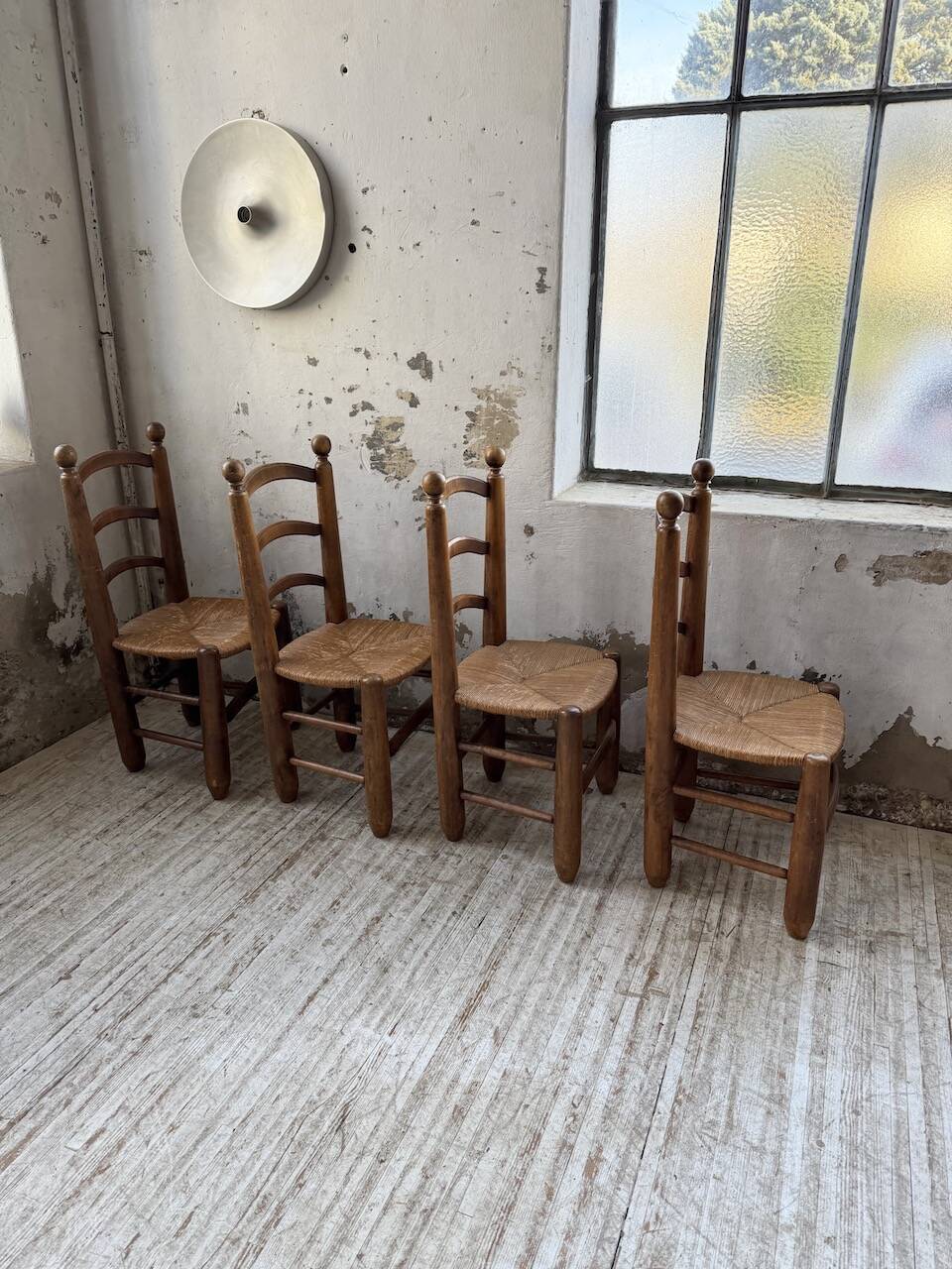 Set of 4 oak and straw chairs Dudouyt 1940