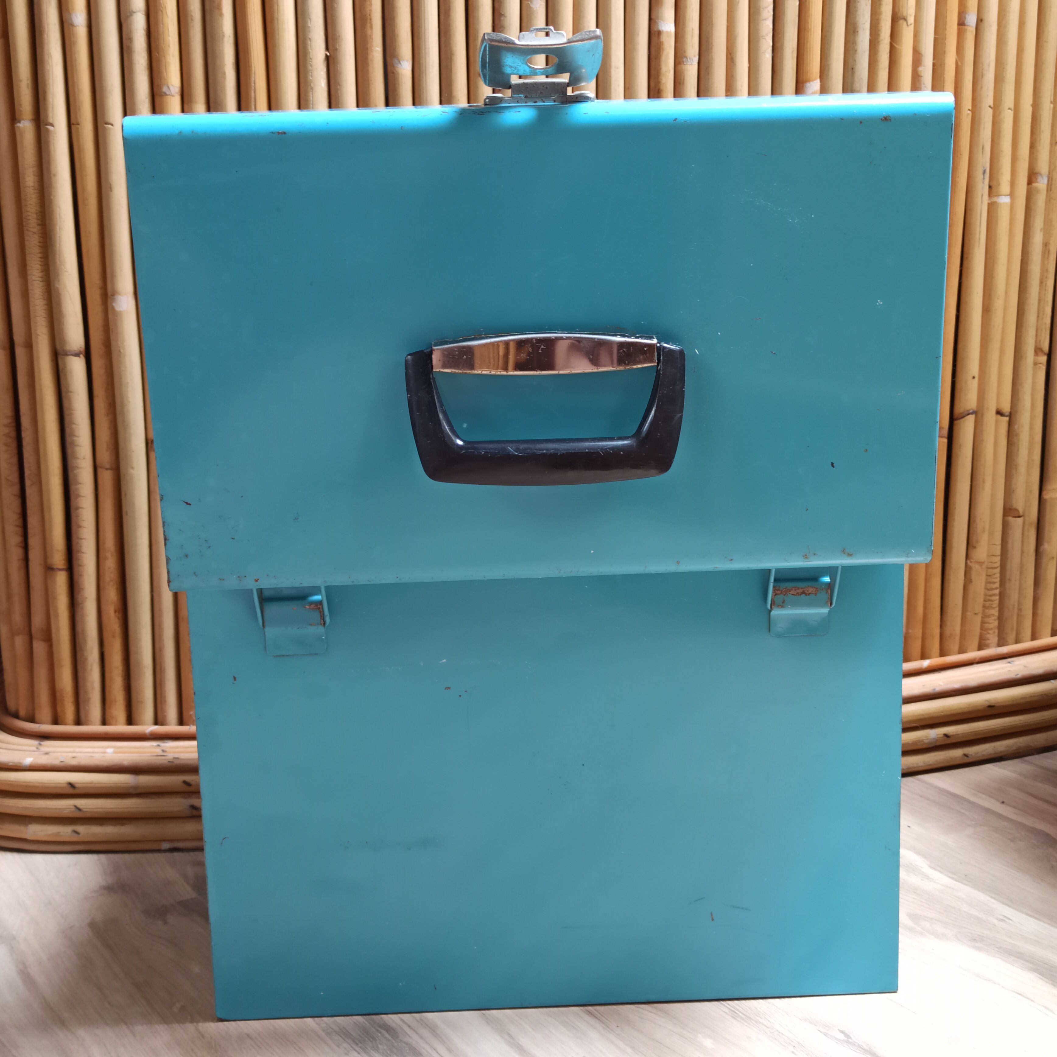 Box archives metal blue 50s industrial style