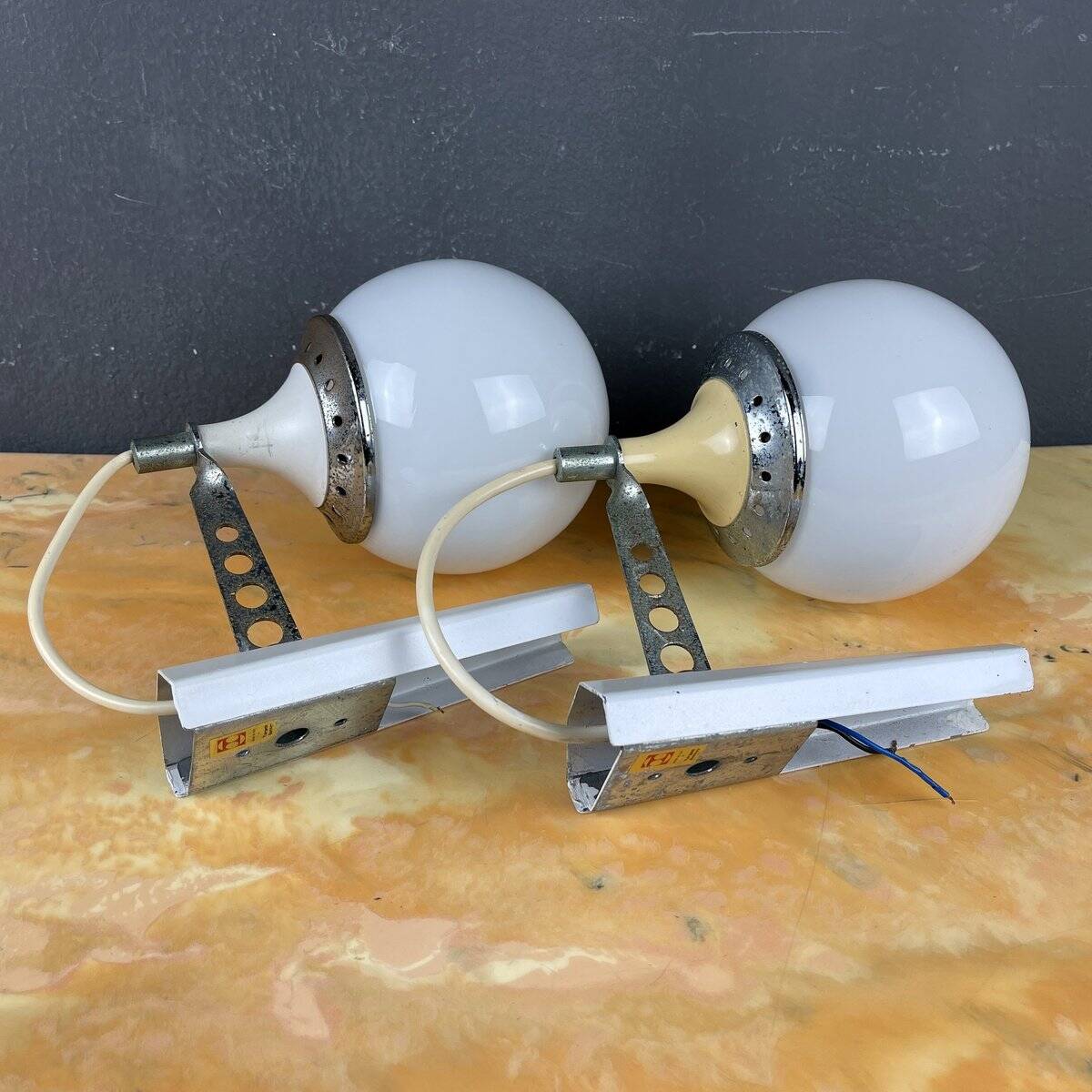 Italian white wall sconces from the mid-century by Targetti Sankey, 1960s, set of 2.