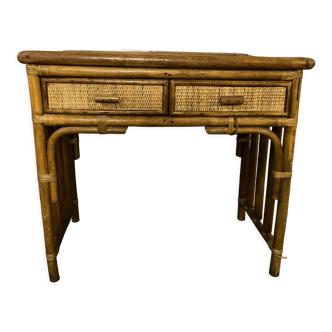 Side table in bamboo and wicker