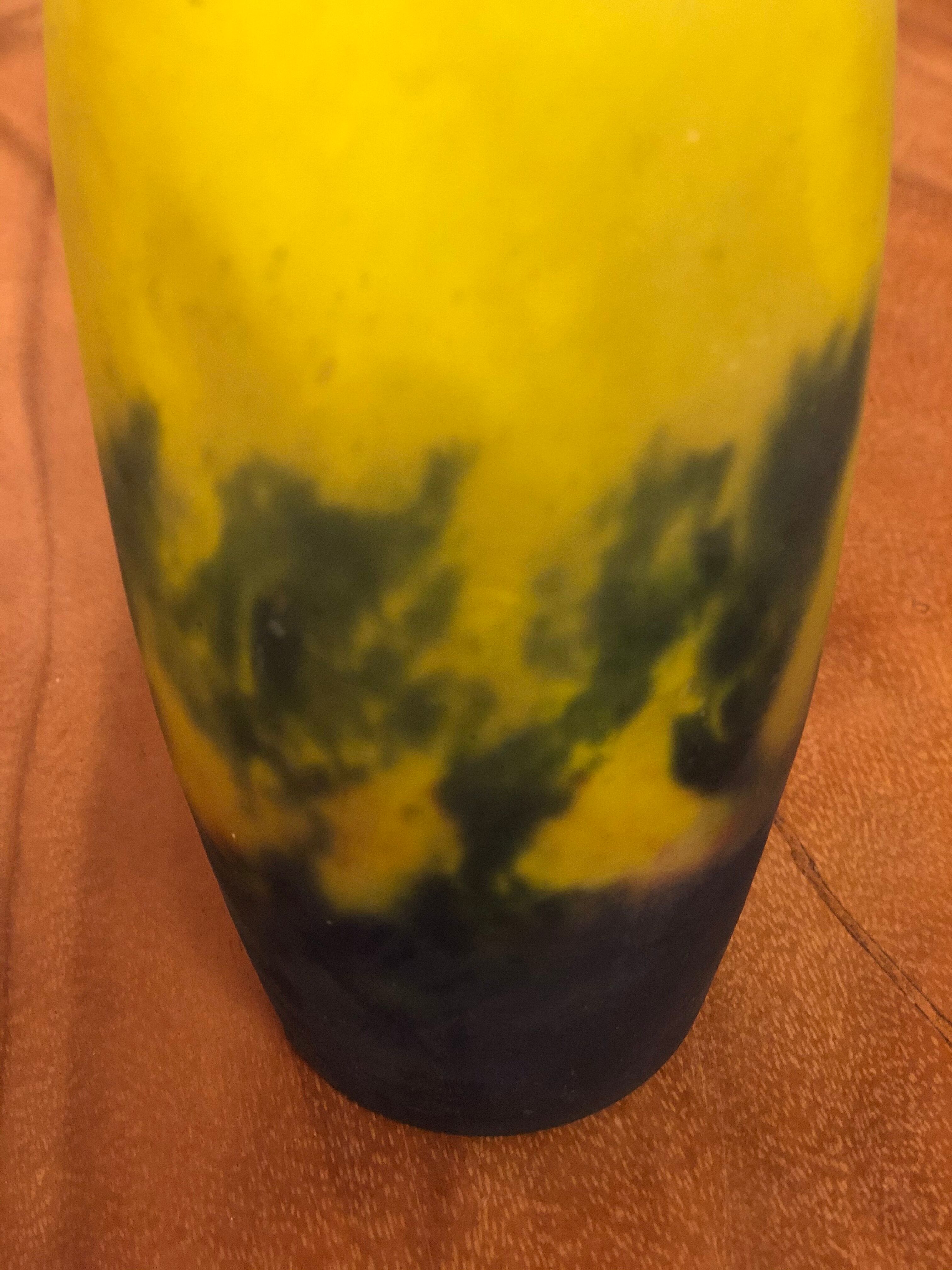 Vintage glass paste vase