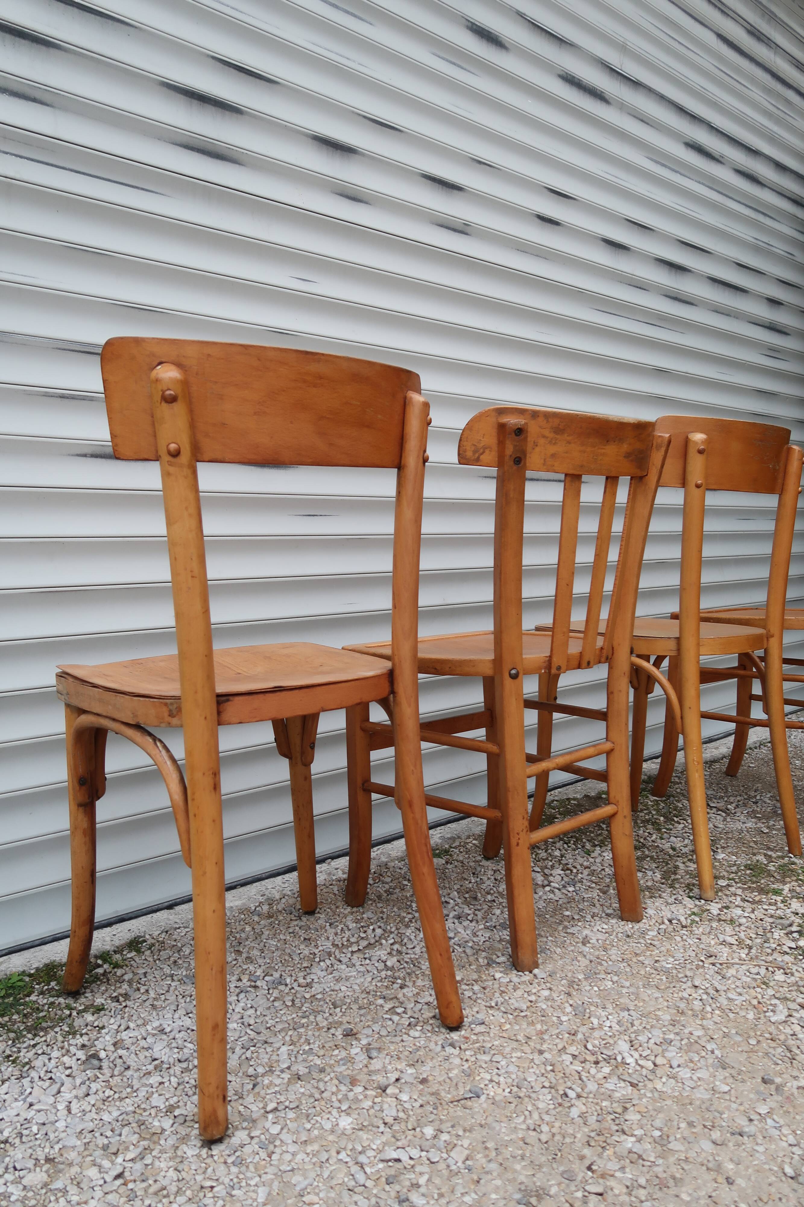 Lot de 4 chaises bistrot Thonet et Baumann
