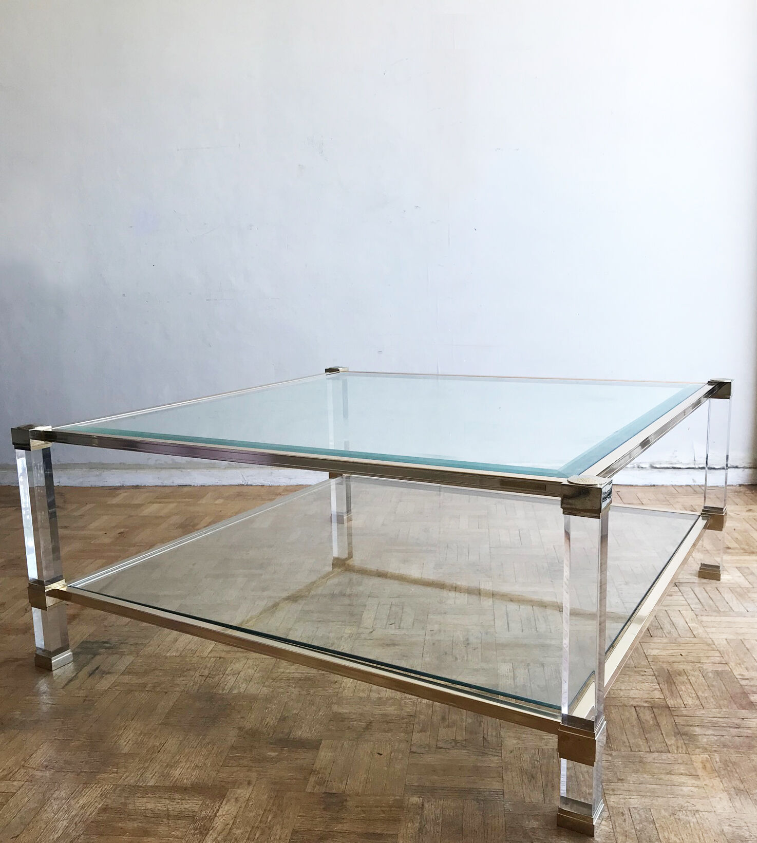 Square plexiglass coffee table, brass and glass Pierre Vandel