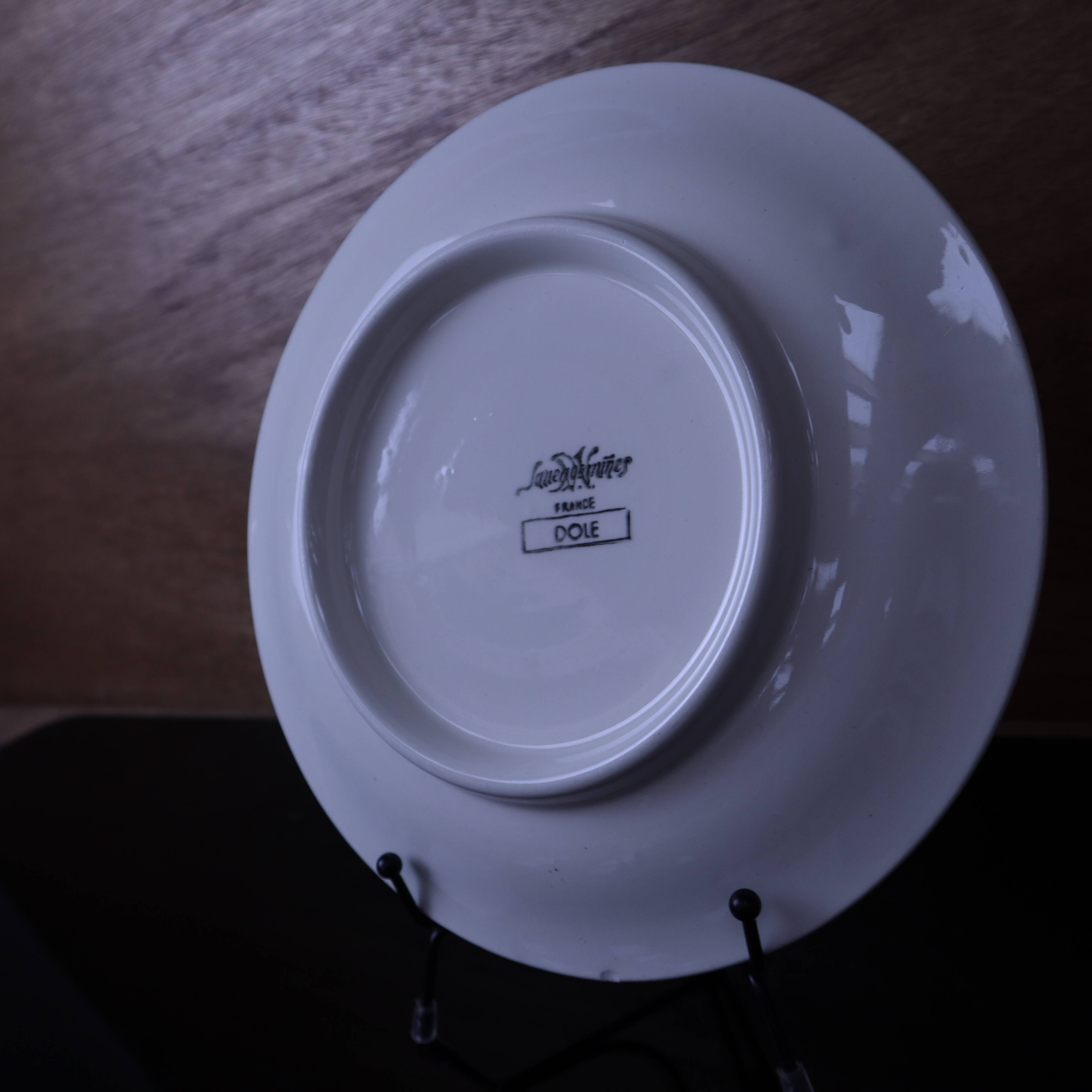 Plate dish on stand Sarreguemines "Dole"