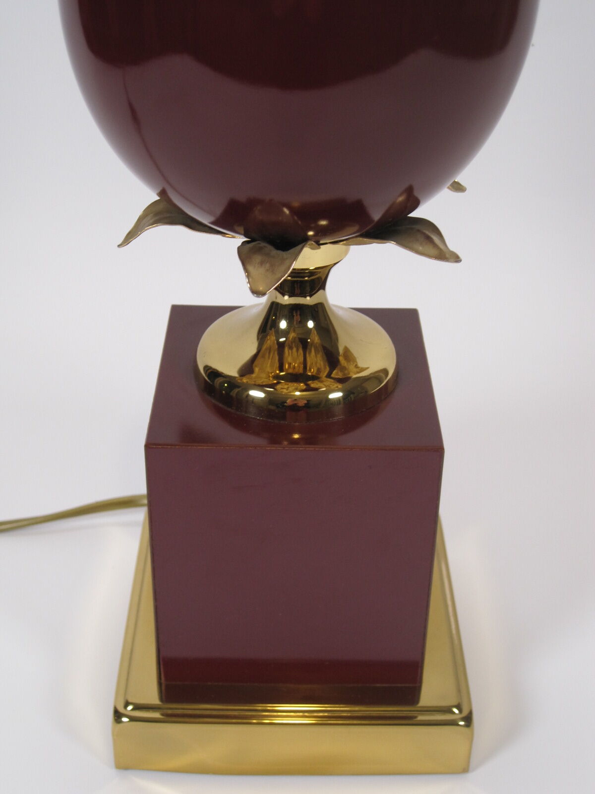 Luxury light lamp lounge egg ostrich 1970 awarded to Louis Drimmer
