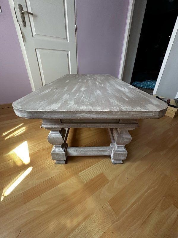 Table basse bois massif style campagne chic / patinée – 120 cm
