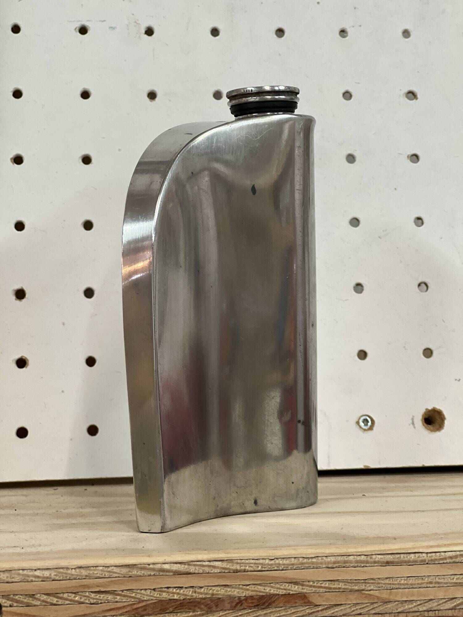 Silver-plated flask - Chris Middleton - The Tormore