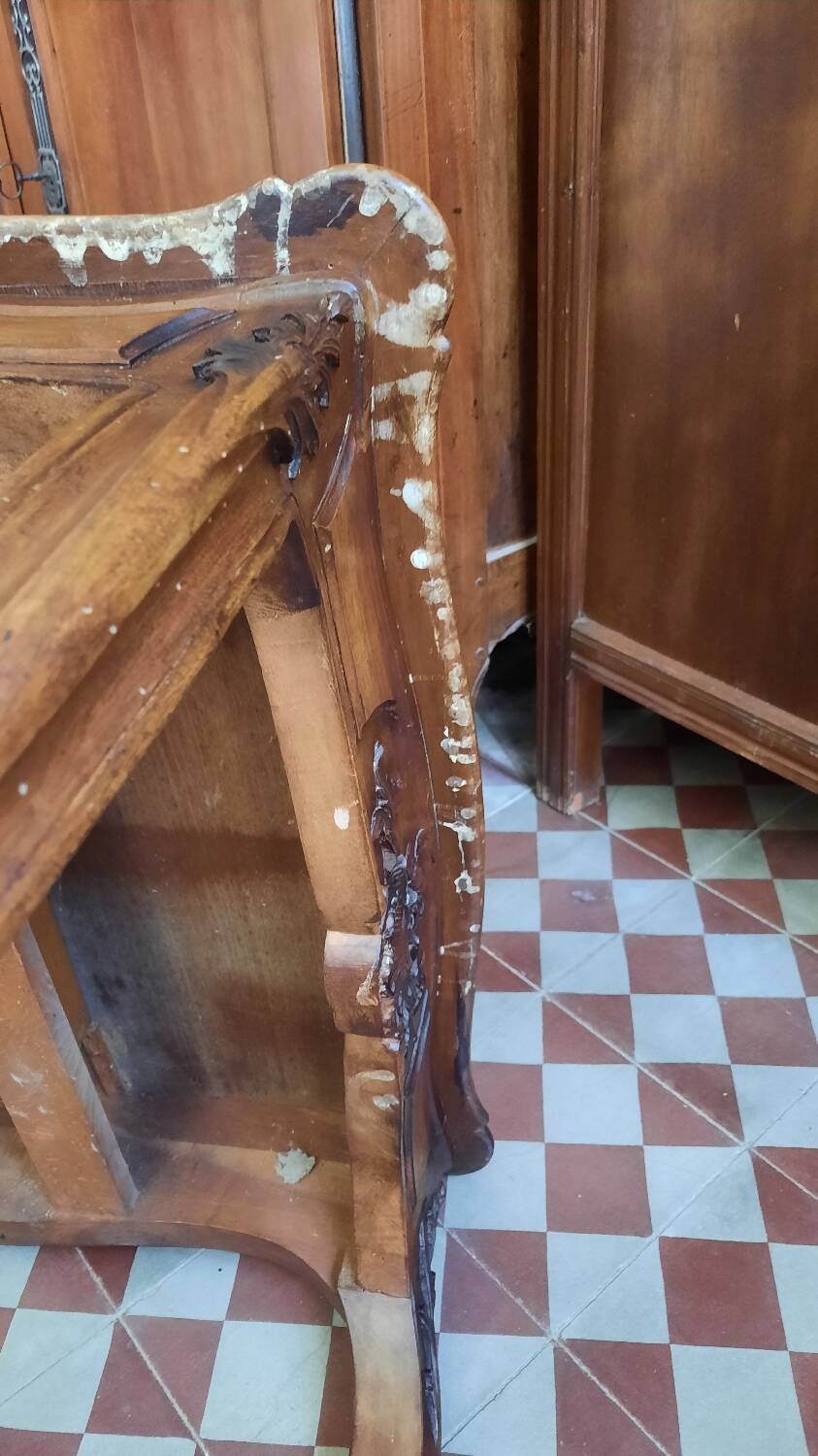 Louis xv style desk