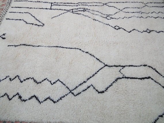 Wool vintage Beni Ouarain carpets Moroccan berber 283 x 192 cm