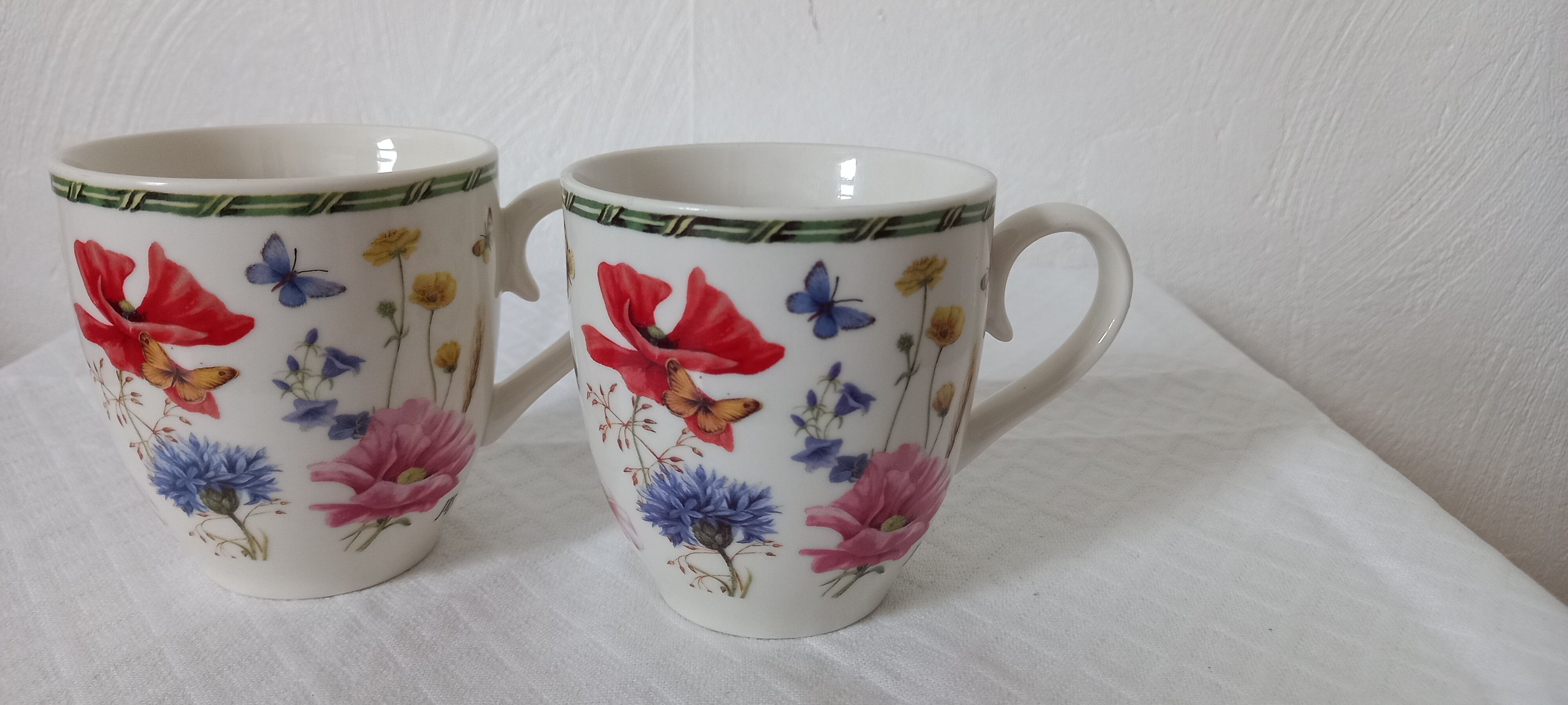 2 cups "wild Garden" by Janneke Brinkman