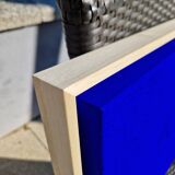 Tableau peinture abstraite monochrome minimaliste bleu encadré