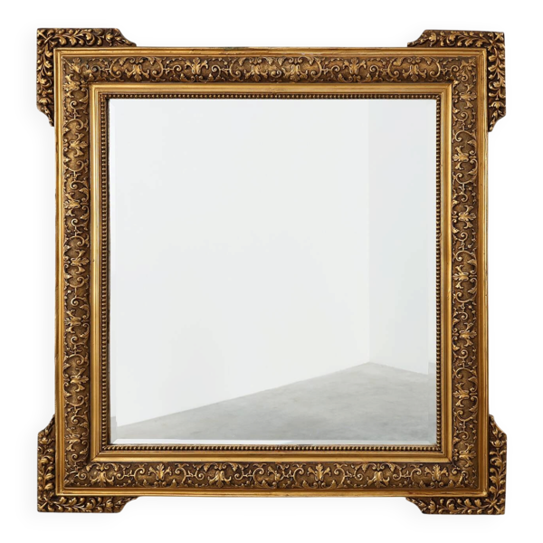 Grand miroir en bois doré de style baroque, 20e siècle