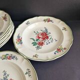 Set of 8 Villeroy and Boch Mettlach earthenware soup plates model 1562