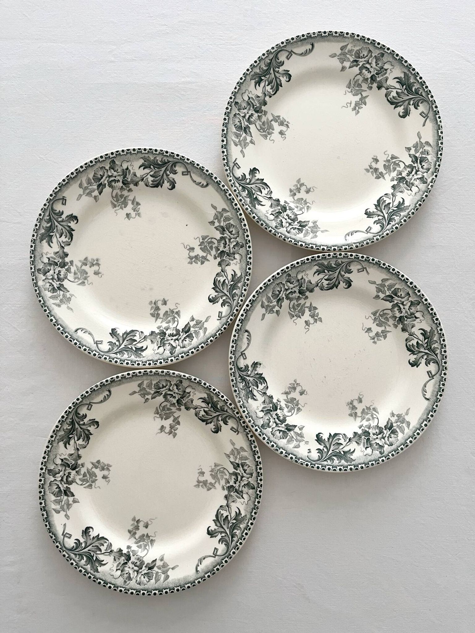 4 dessert plates ironstone "Liserons" Choisy le Roi