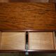 Buffet en noyer burr et quarter cut avec deux tiroirs et base d'armoire