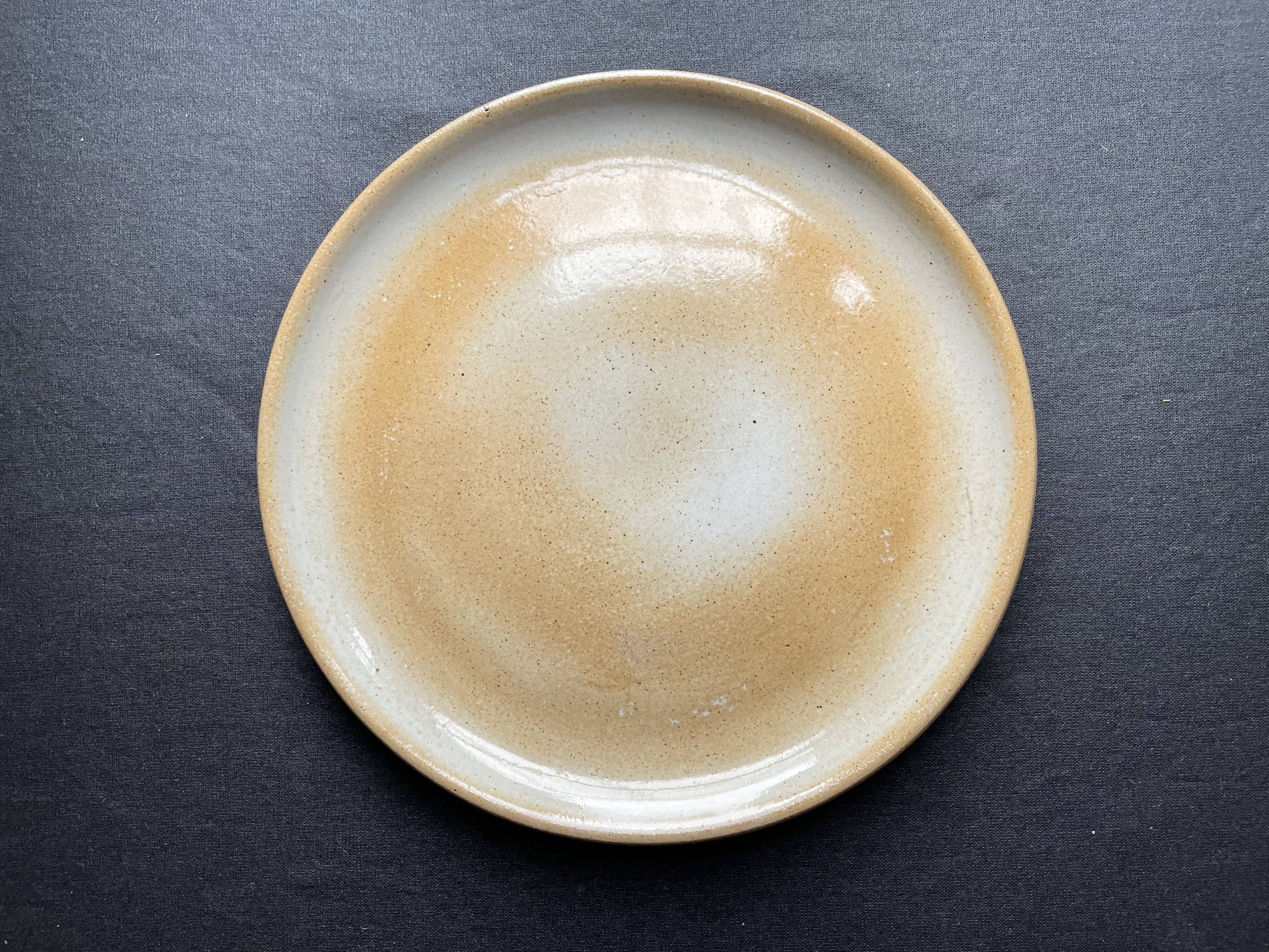 Dessert plates in Marais Sandstone
