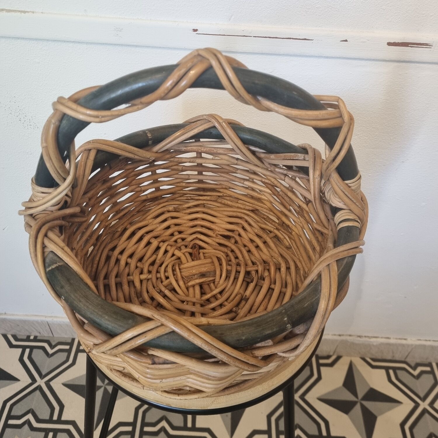 Wicker basket from 1980