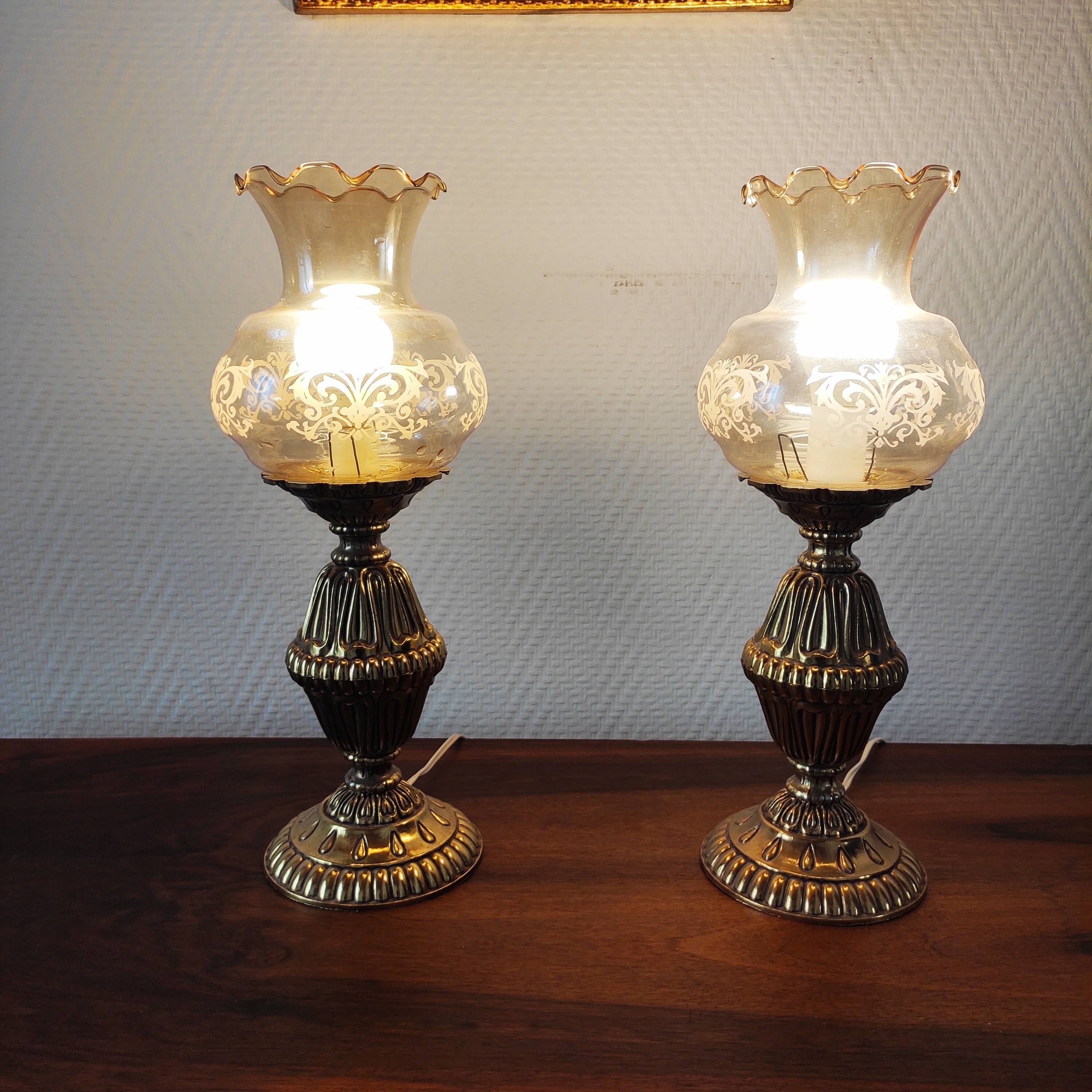 Paire de lampes rétro en laiton