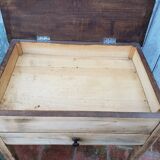 Bedside or raw wood worker