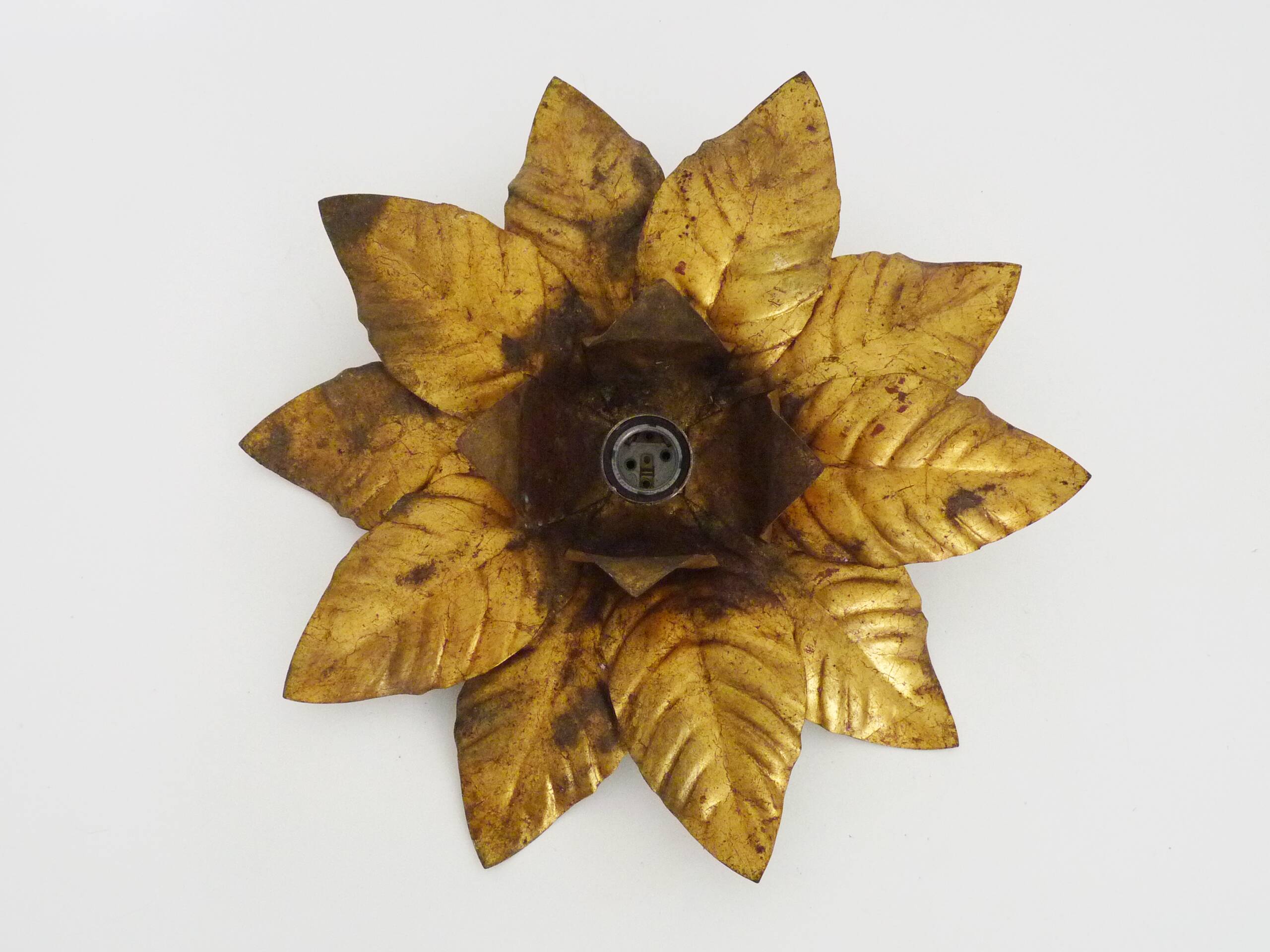 Wall light, ceiling light sun foliage in gold metal, vintage ceiling light. Italy 70s