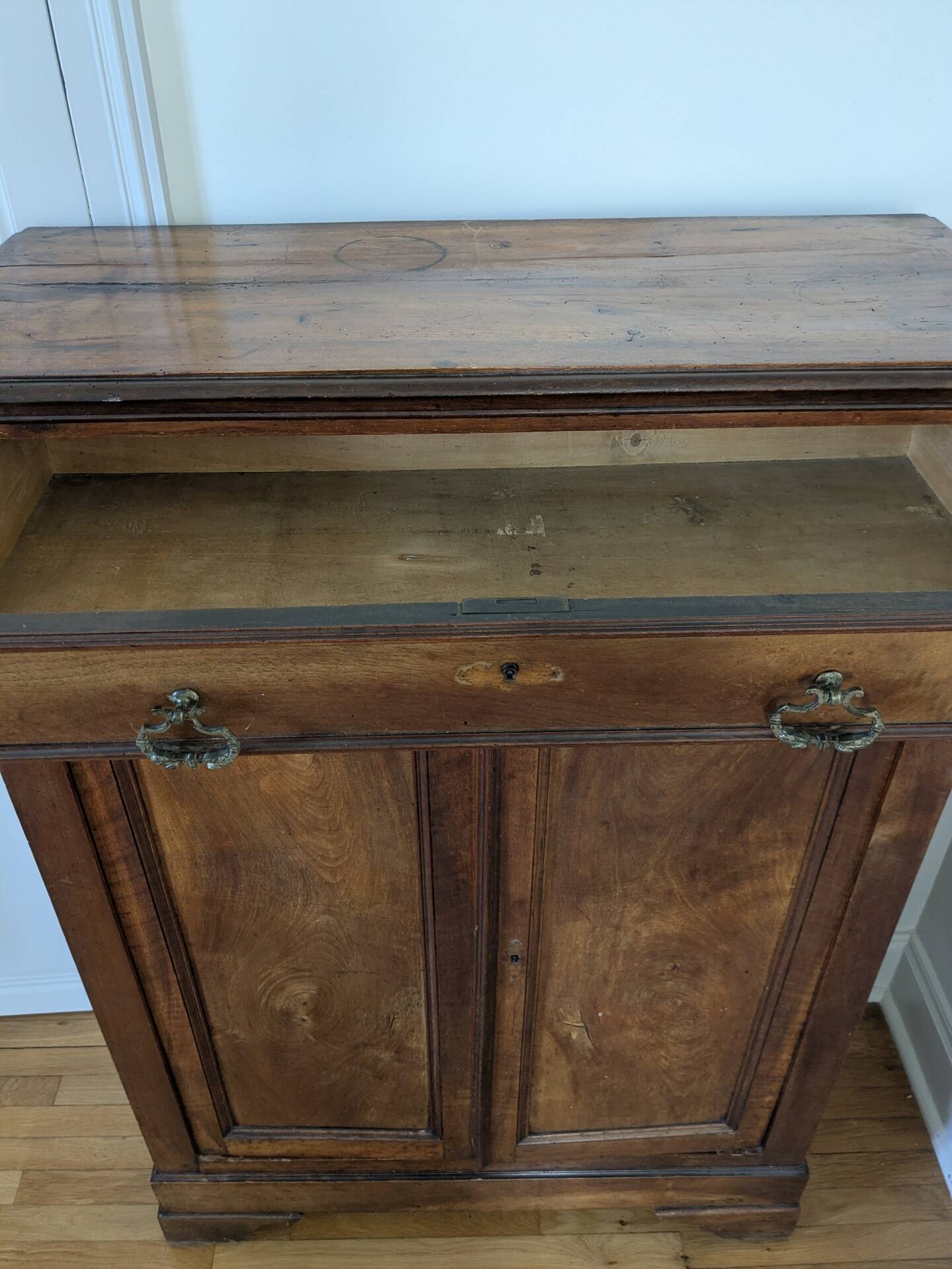 Vertiko style Louis Philippe