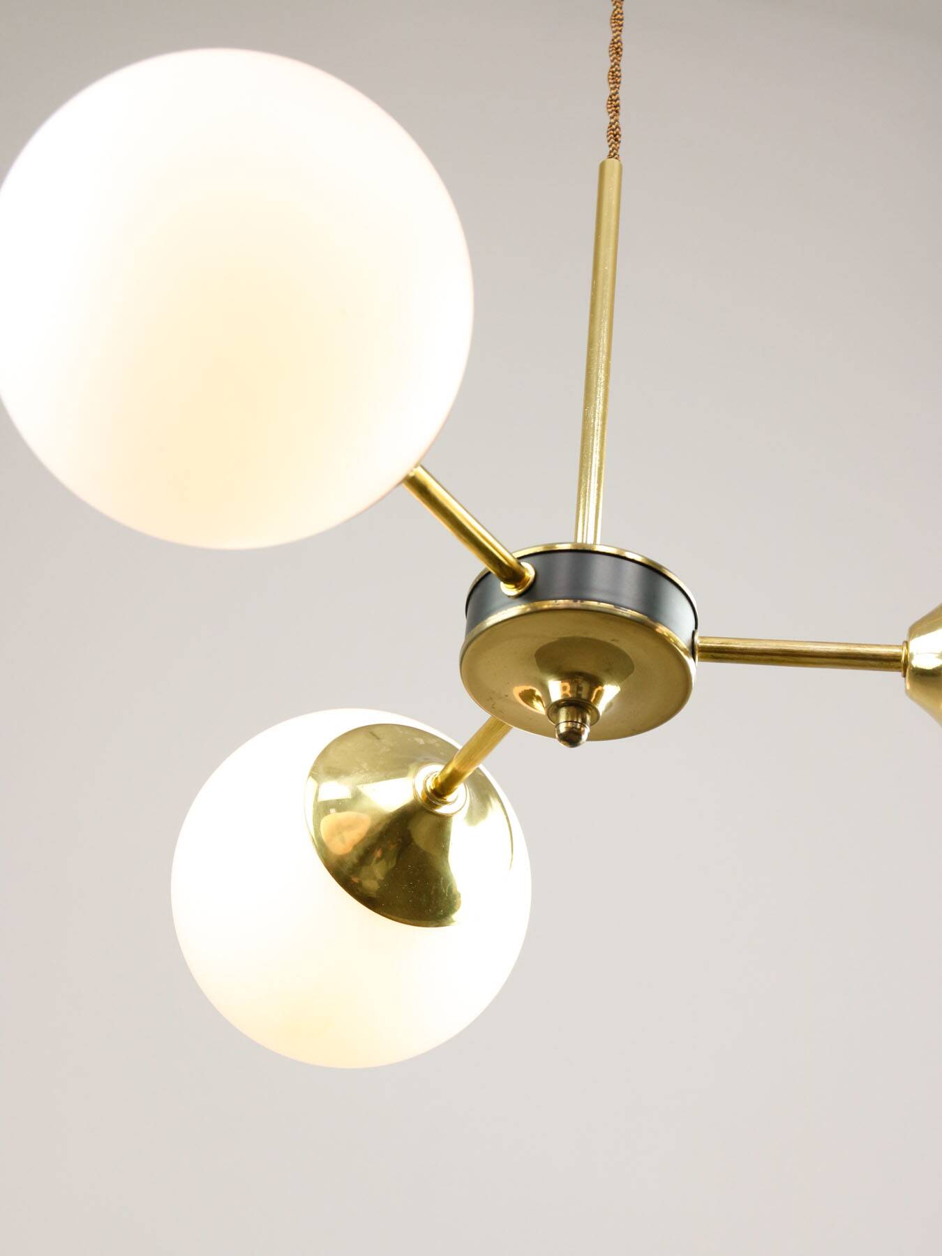 Mid-Century Modern Italian Chandelier in Brass and Opaline Glass, 1960s